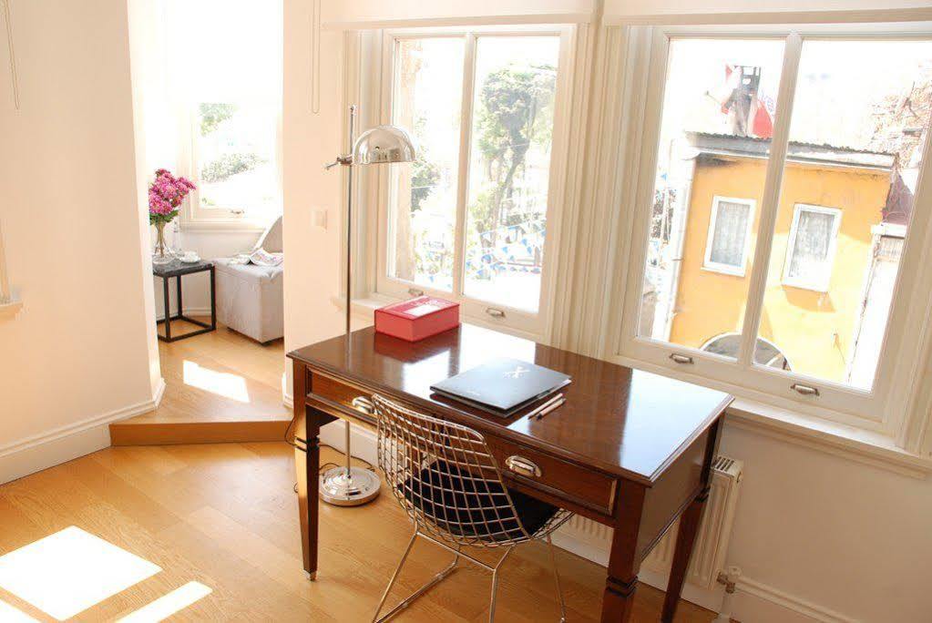 X Flats Tophane Istanbul Bagian luar foto